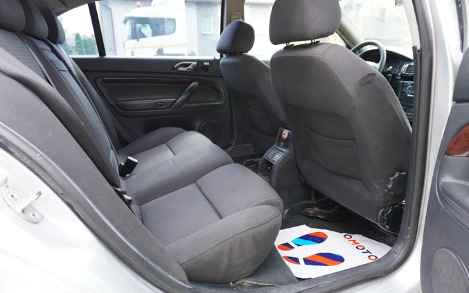 Skoda Superb cena 4999 przebieg: 256000, rok produkcji 2005 z Katowice małe 562